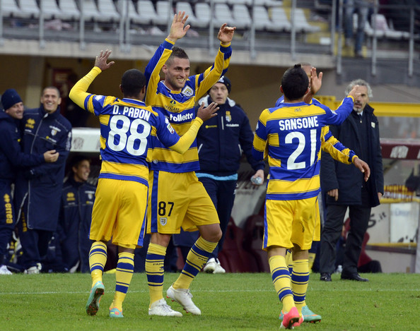 佳联袂出战 佳联袂出战