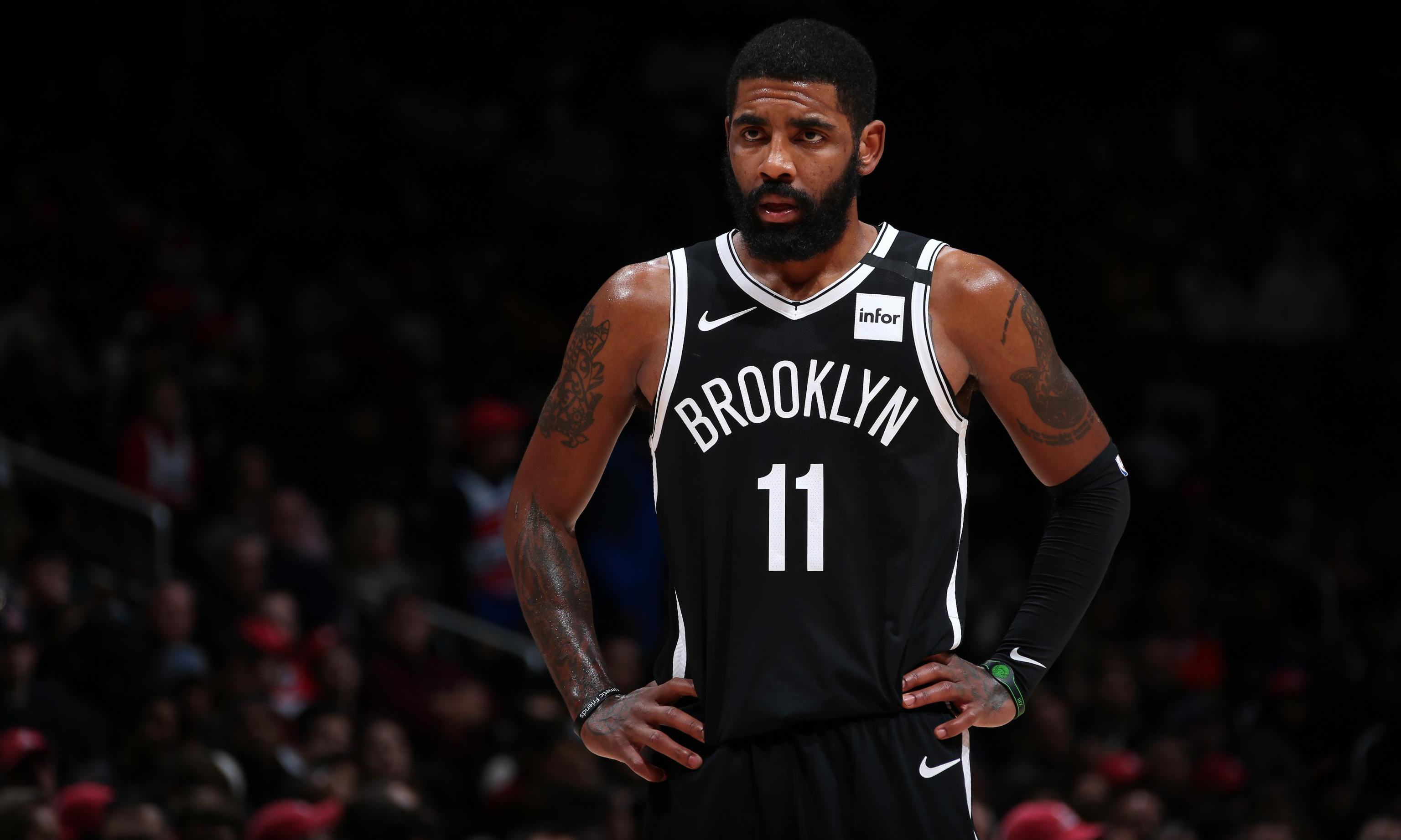 后的更衣室 后的更衣室