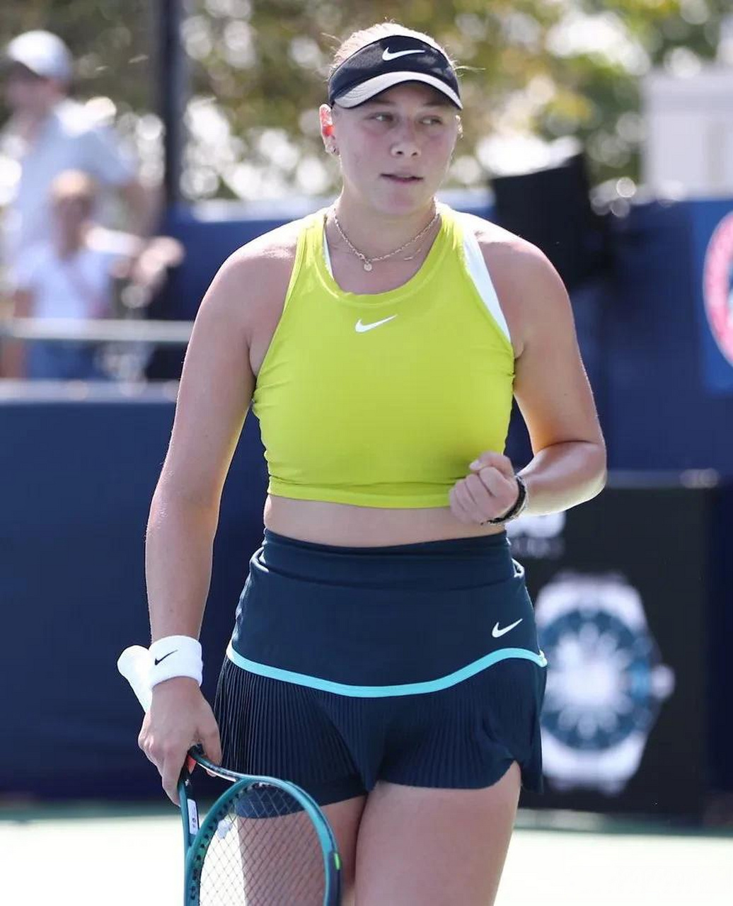 从这个角度 从这个角度