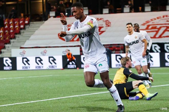 越应该时刻 越应该时刻