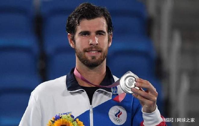 兩粒來自點 兩粒來自點