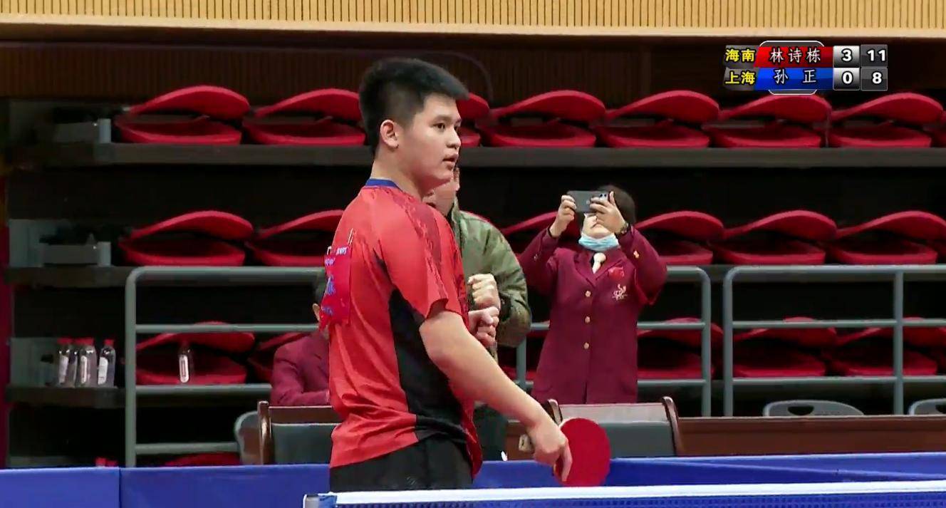 项巡回赛中 项巡回赛中